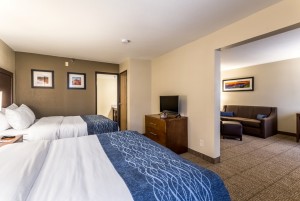Comfort Inn & Suites Albuquerque - Two Queen Beds Suite